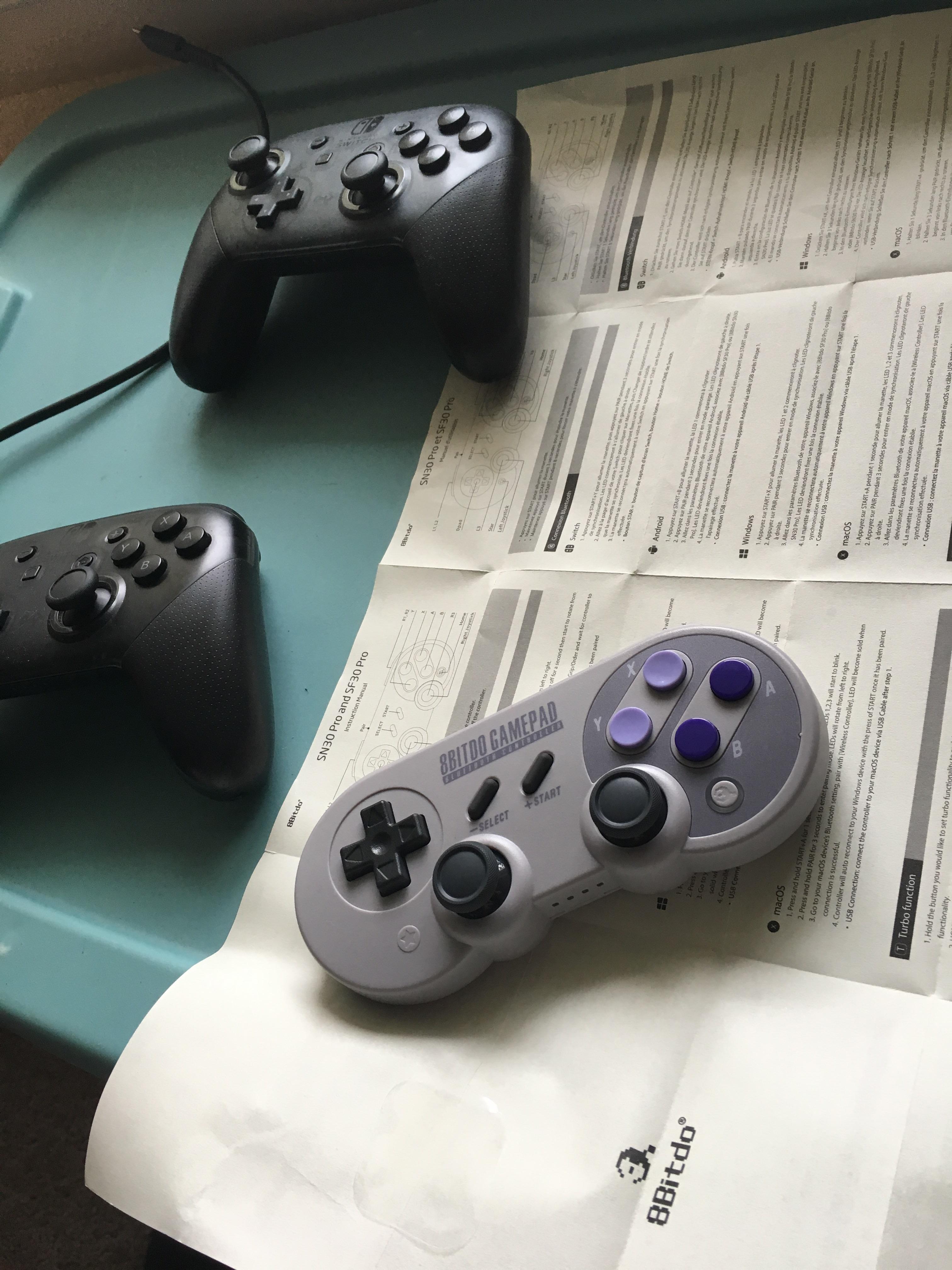 Choose "Change Grip/Order."
Press and hold the SYNC button on the Pro Controller again until the lights start flashing.
